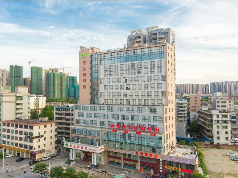 Vienna Hotel Zhanjiang Coast Avenue Buitenkant foto
